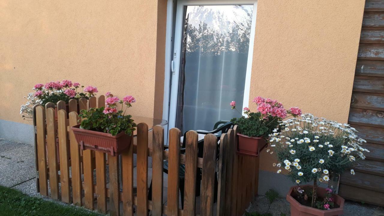 Haus Sonja Apartment Faak am See Exterior foto